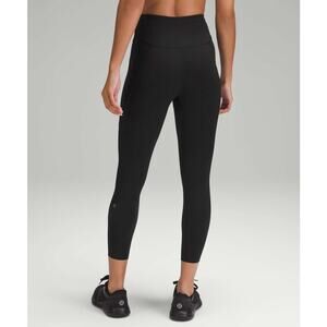 Lululemon Fast and Free High Rise Tight 2 25" Pockets Black Nulux 4 Way Stretch
